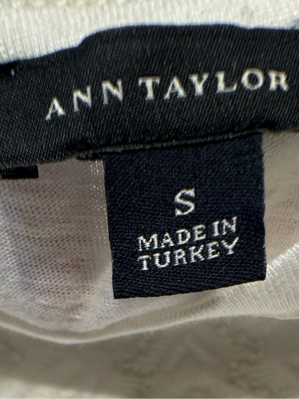 Ann Taylor White Embroidered Scoop-Neck Three-Quarter Sleeve Top - Picture 2 of 4